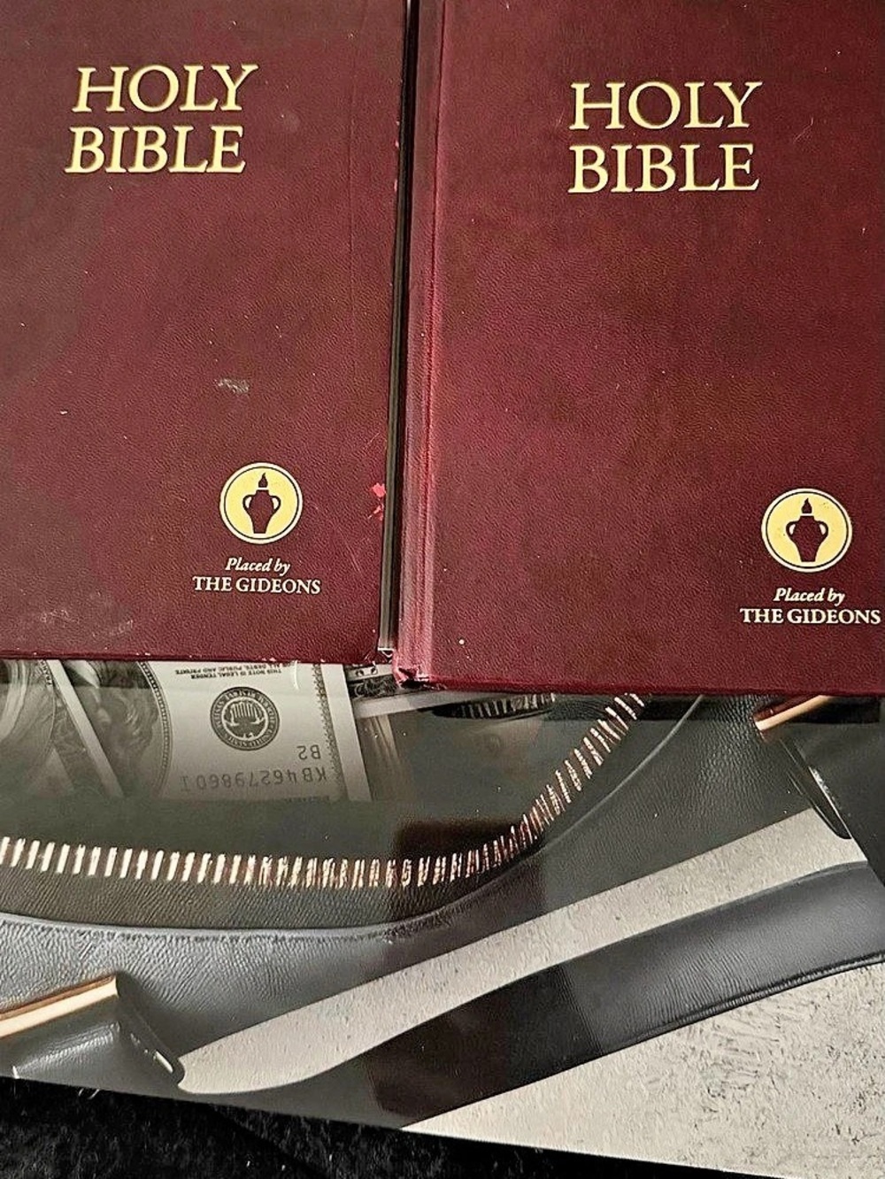 The Gideons International Holy Bible Set of 2 Red